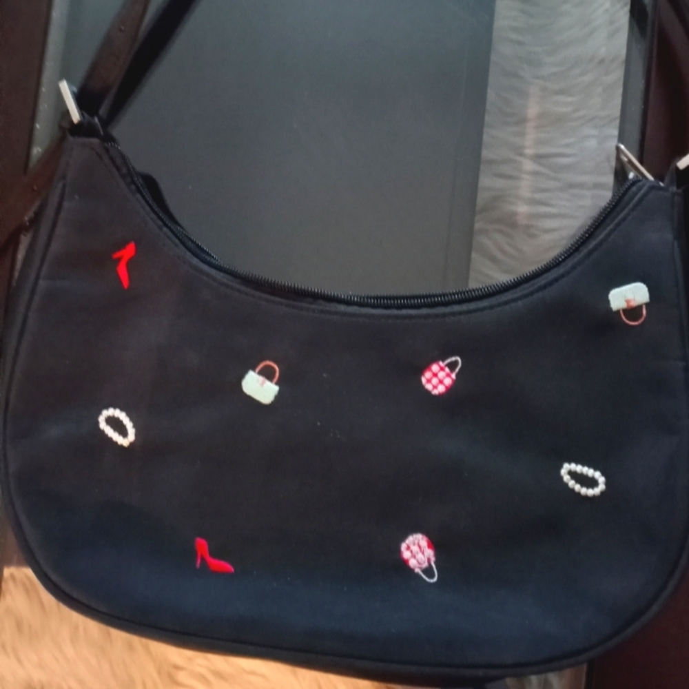 Cute little black purse!!